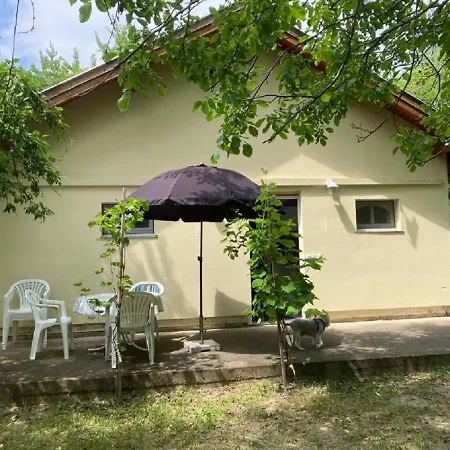 Hide Сasa de vacaciones Siófok