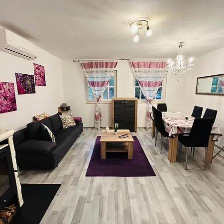 Hide Сasa de vacaciones